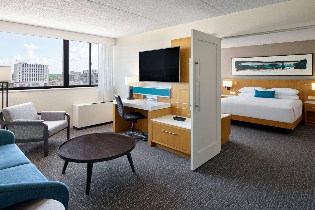 Delta Hotels By Marriott Muskegon Convention Center Extérieur photo