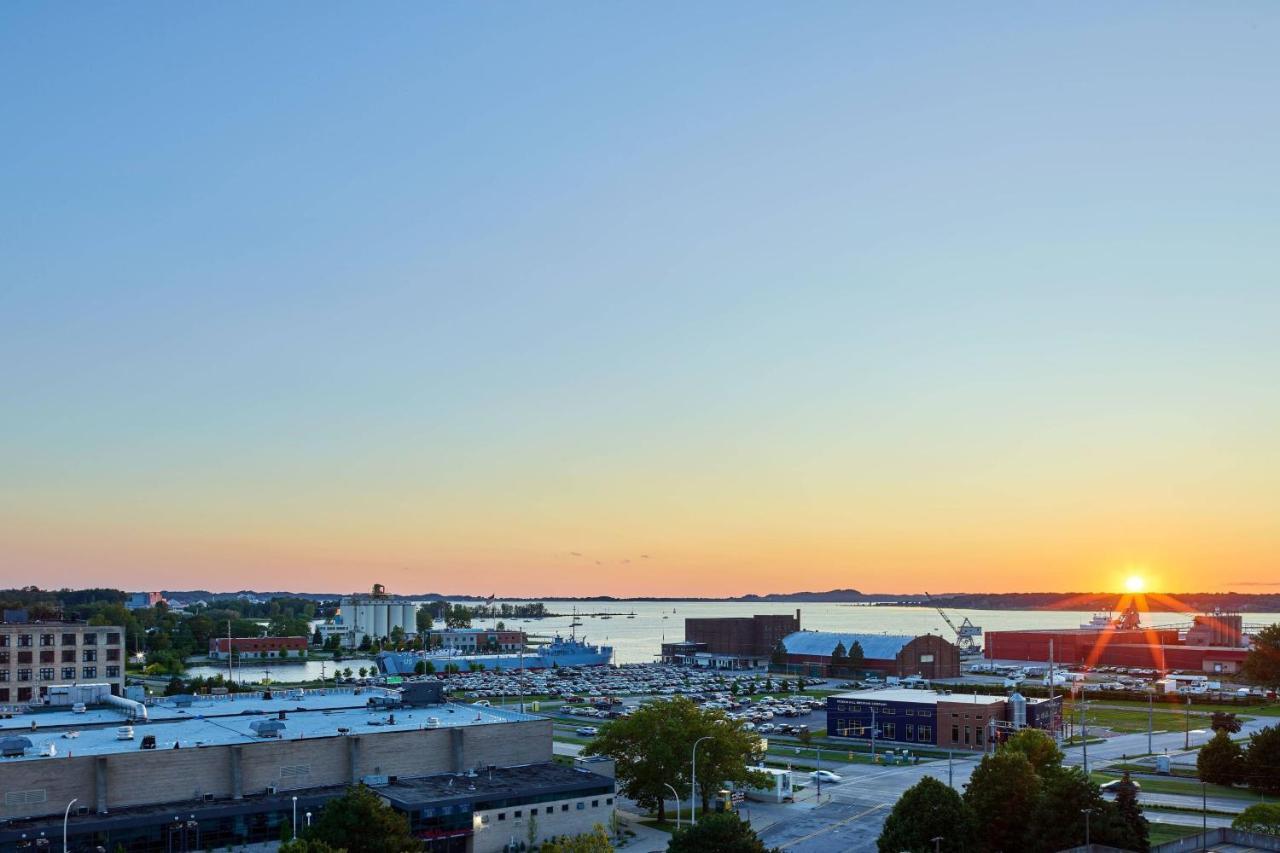 Delta Hotels By Marriott Muskegon Convention Center Extérieur photo