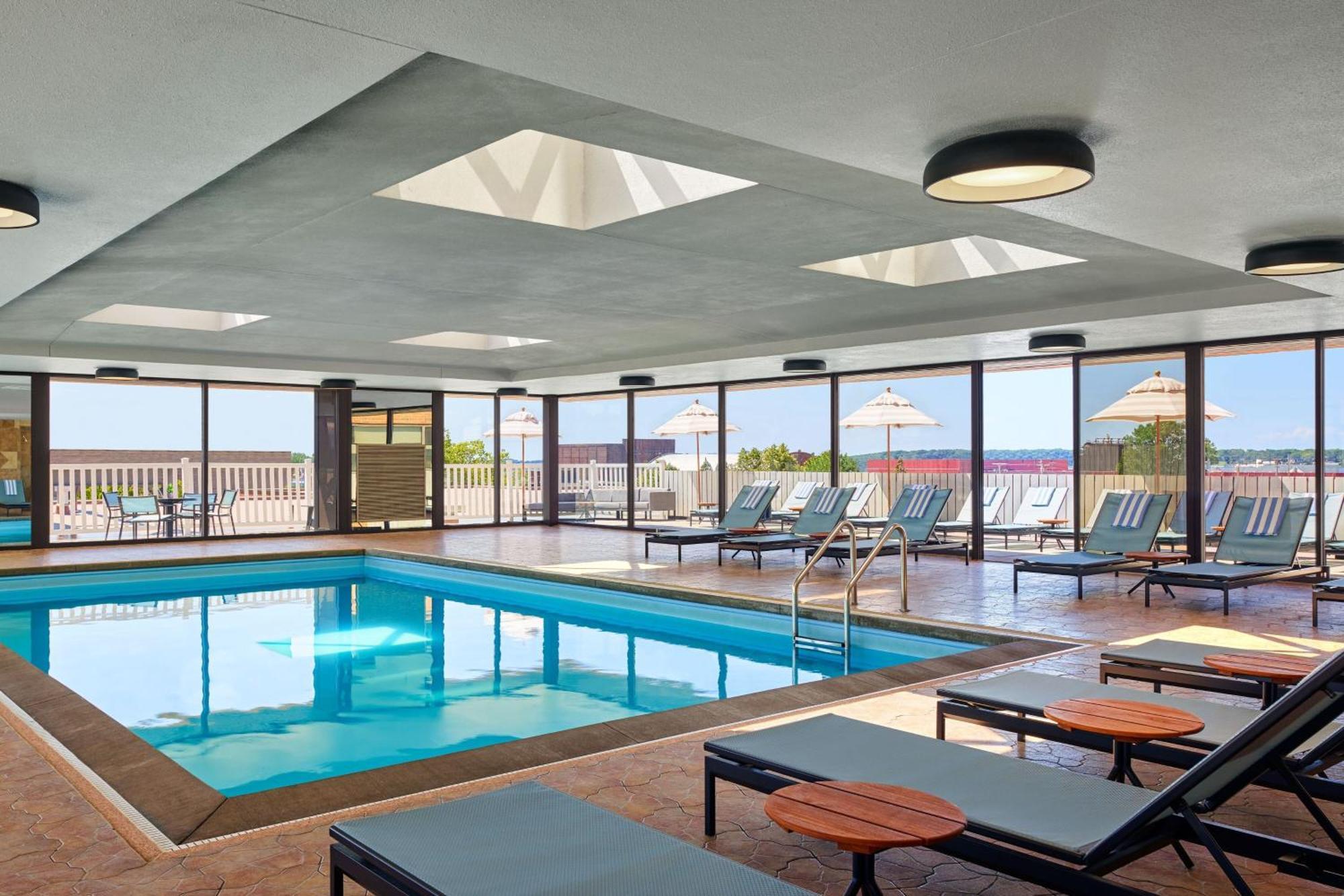 Delta Hotels By Marriott Muskegon Convention Center Extérieur photo