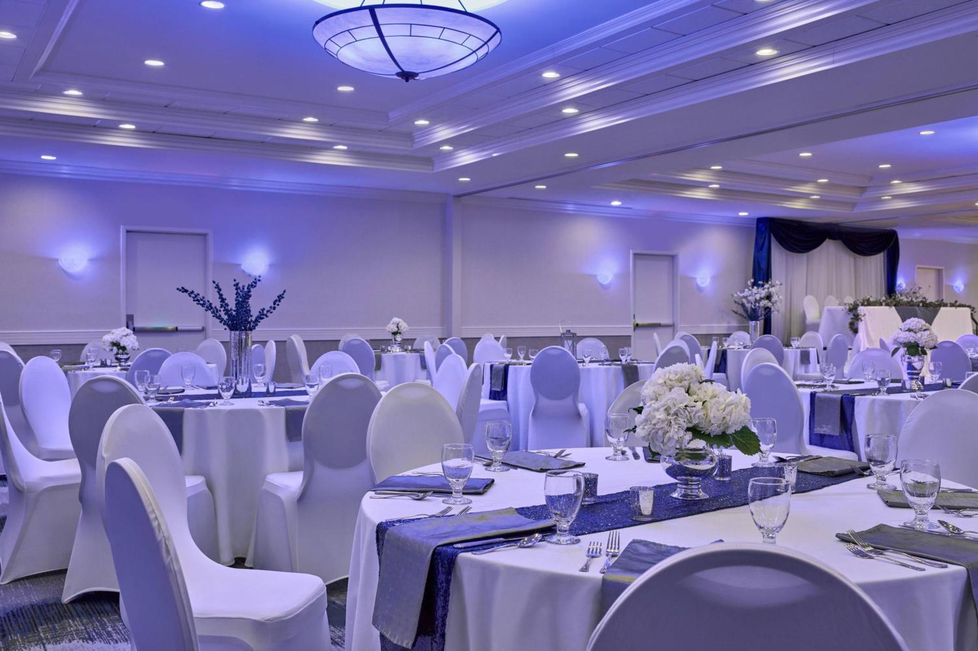 Delta Hotels By Marriott Muskegon Convention Center Extérieur photo
