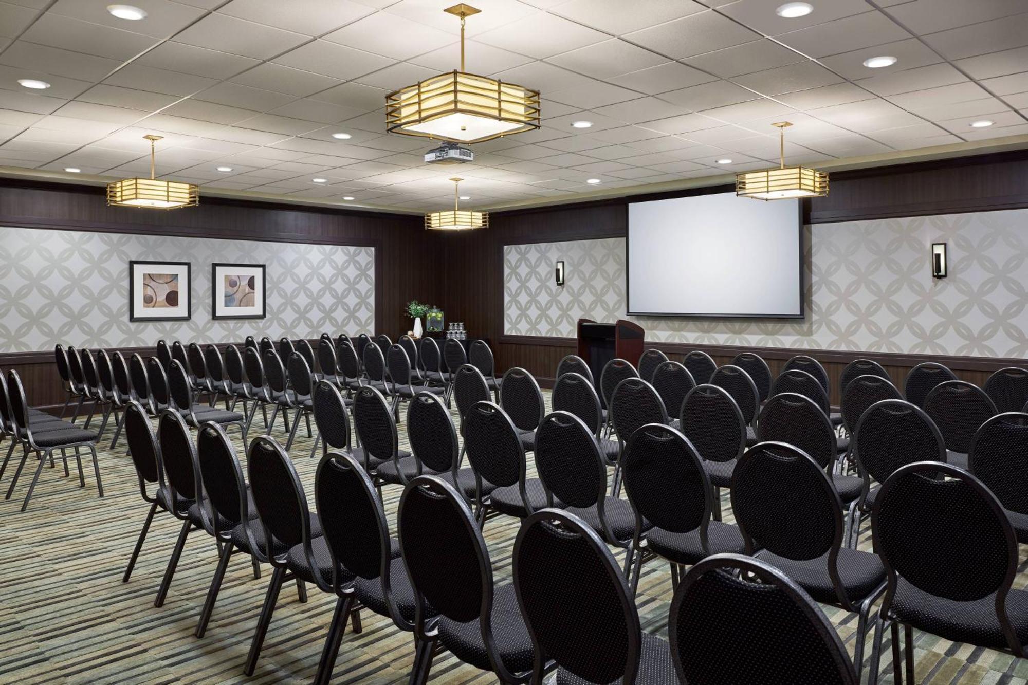 Delta Hotels By Marriott Muskegon Convention Center Extérieur photo