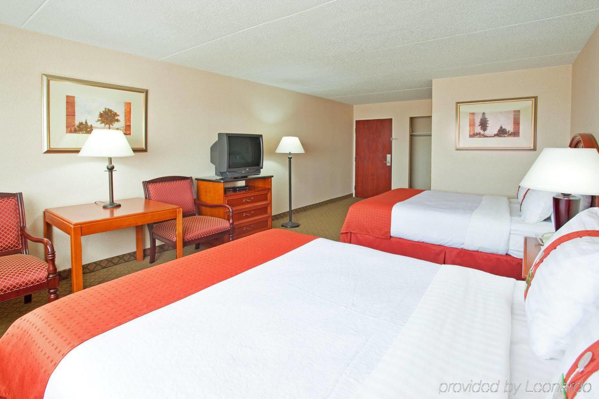 Delta Hotels By Marriott Muskegon Convention Center Chambre photo