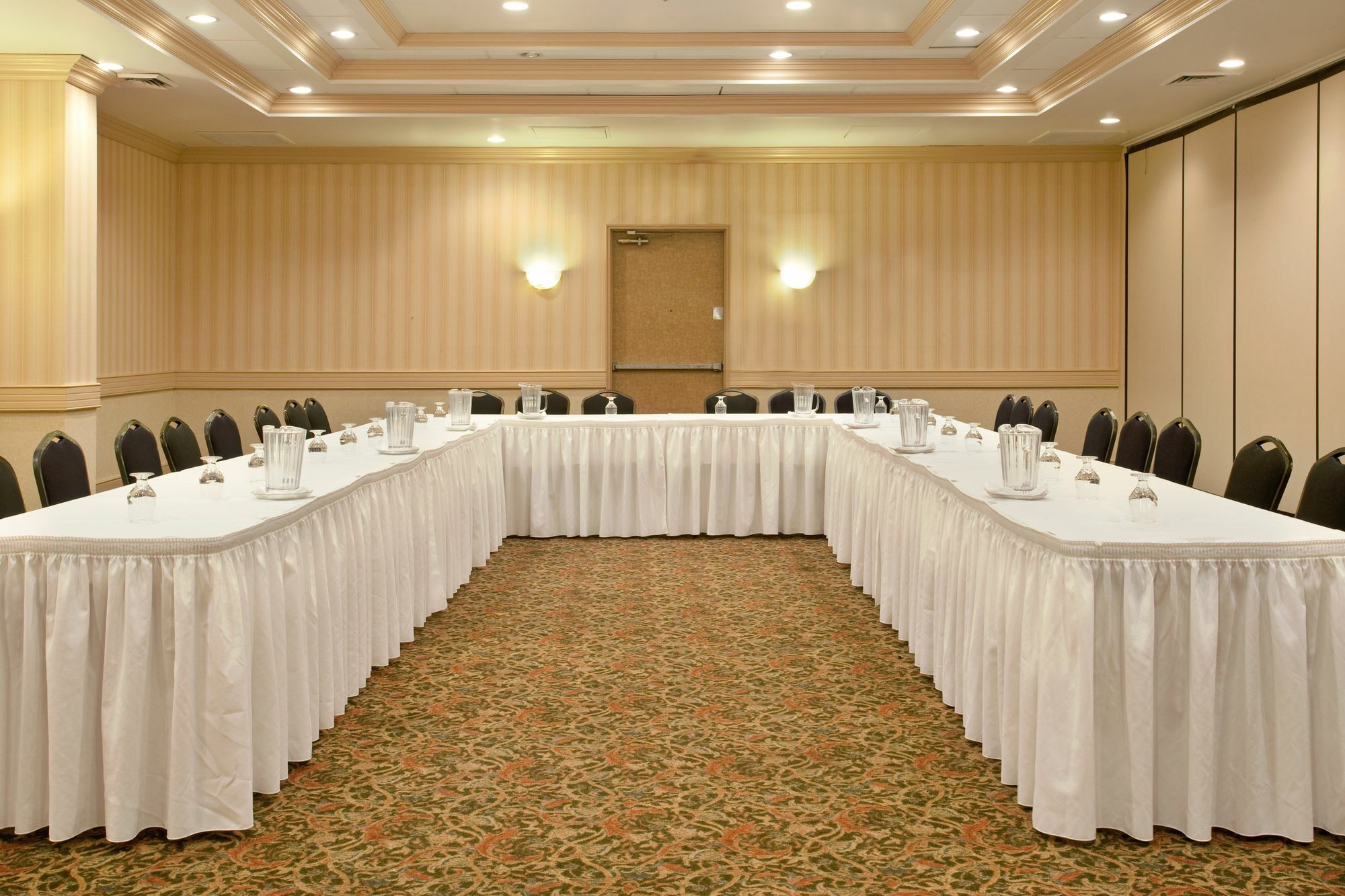 Delta Hotels By Marriott Muskegon Convention Center Extérieur photo