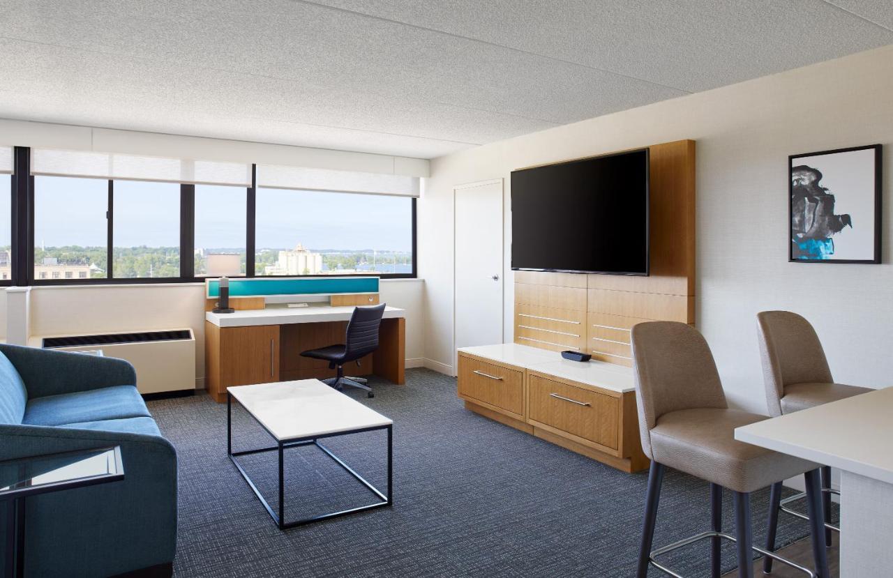 Delta Hotels By Marriott Muskegon Convention Center Extérieur photo
